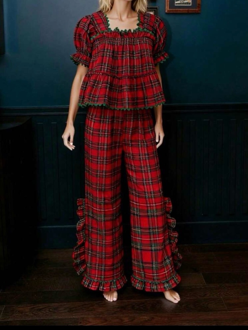 Women's Red Christmas Plaid Ruffle Baby Puff Sleeve Doll Pajama Set small